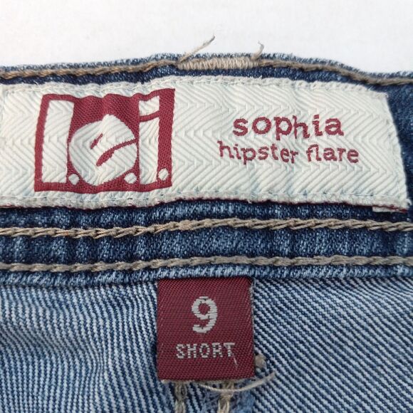 LEI Sophia Hipster Flare Jeans -Size 9 Short-Low Rise-Flap Pockets-Medium Wash - Picture 9 of 9